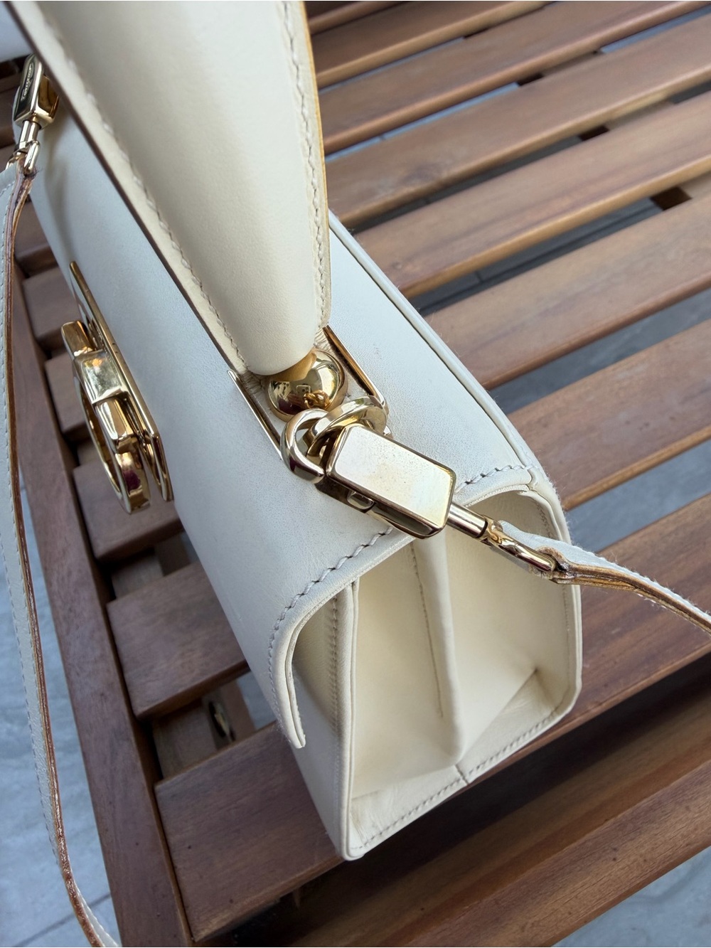 Salvatore Ferragamo Gancini Cream Leather Top Handle Crossbody Bag - Picture 5 of 15